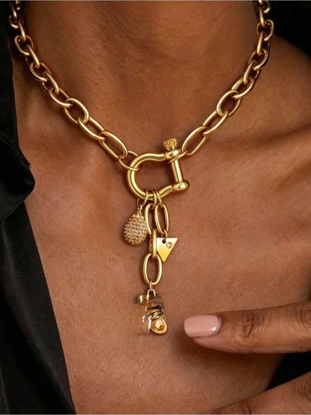 Western Horseshoe Necklace Gold Chunky Charm Necklace - Red accents